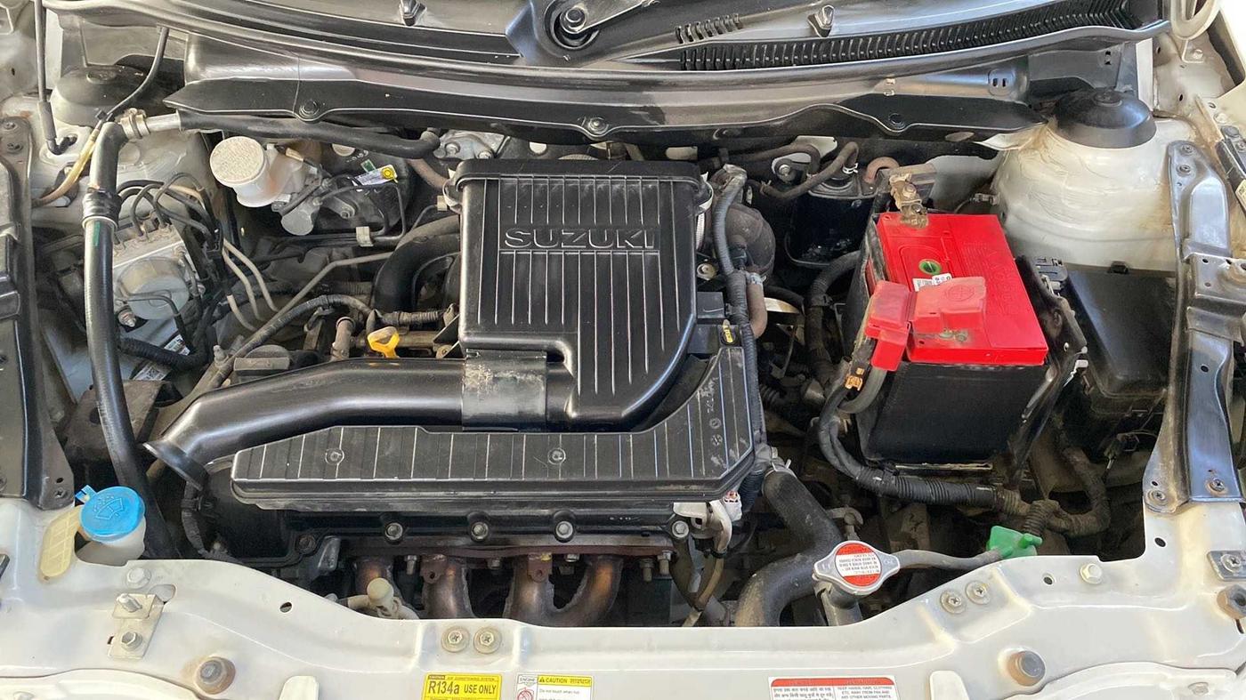 2017 Maruti Swift VXI O, Petrol, Manual, 10,824 km, Open Bonet