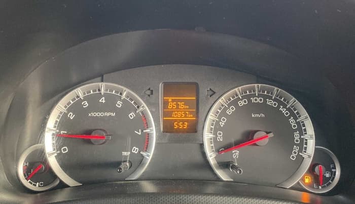 2017 Maruti Swift VXI O, Petrol, Manual, 10,824 km, Odometer Image