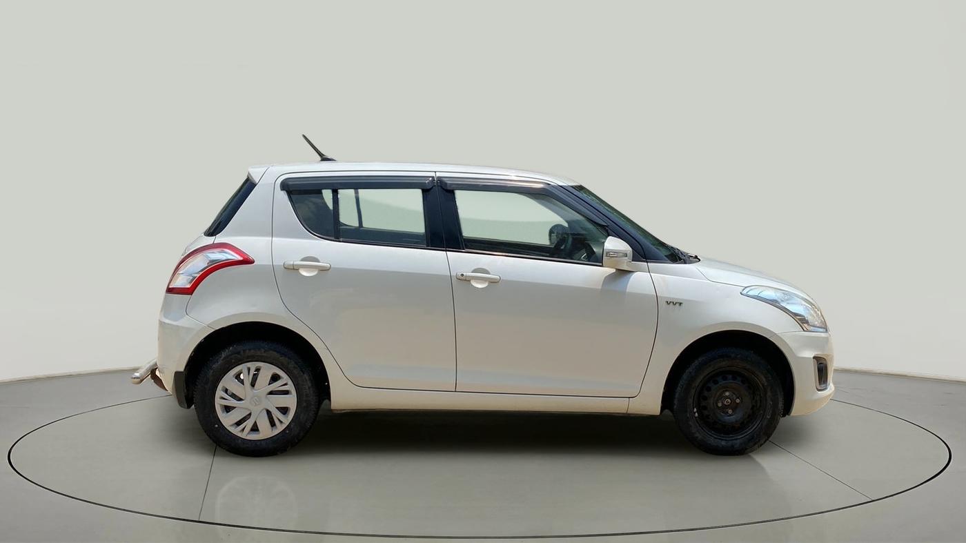 2017 Maruti Swift VXI O, Petrol, Manual, 10,824 km, Right Side View