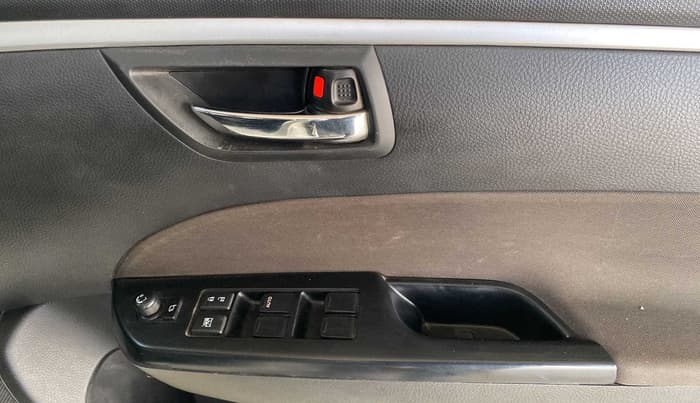 2017 Maruti Swift VXI O, Petrol, Manual, 10,824 km, Driver Side Door Panels Control