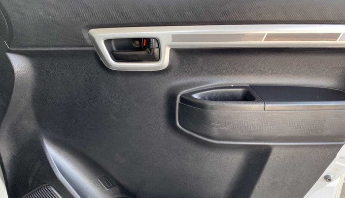 2020 Maruti S PRESSO VXI PLUS AMT, Petrol, Automatic, 66,068 km, Driver Side Door Panels Control