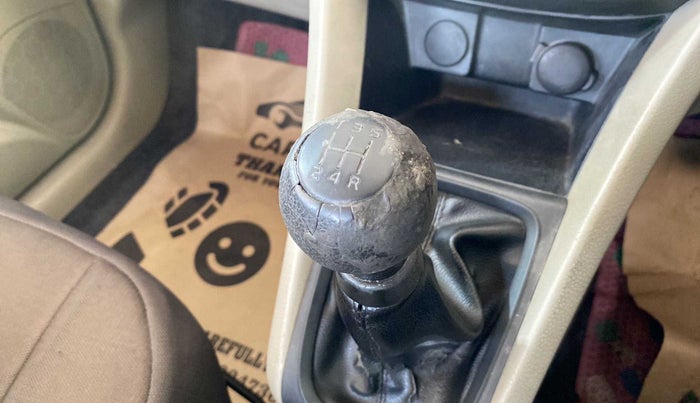 2014 Maruti Celerio VXI, Petrol, Manual, 50,026 km, Gear lever - Boot cover slightly torn