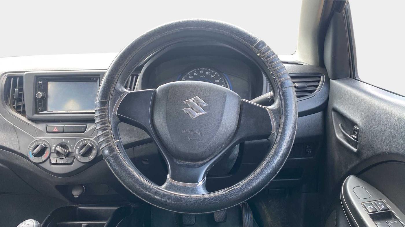 2016 Maruti Baleno SIGMA PETROL 1.2, Petrol, Manual, 49,307 km, Steering Wheel Close Up