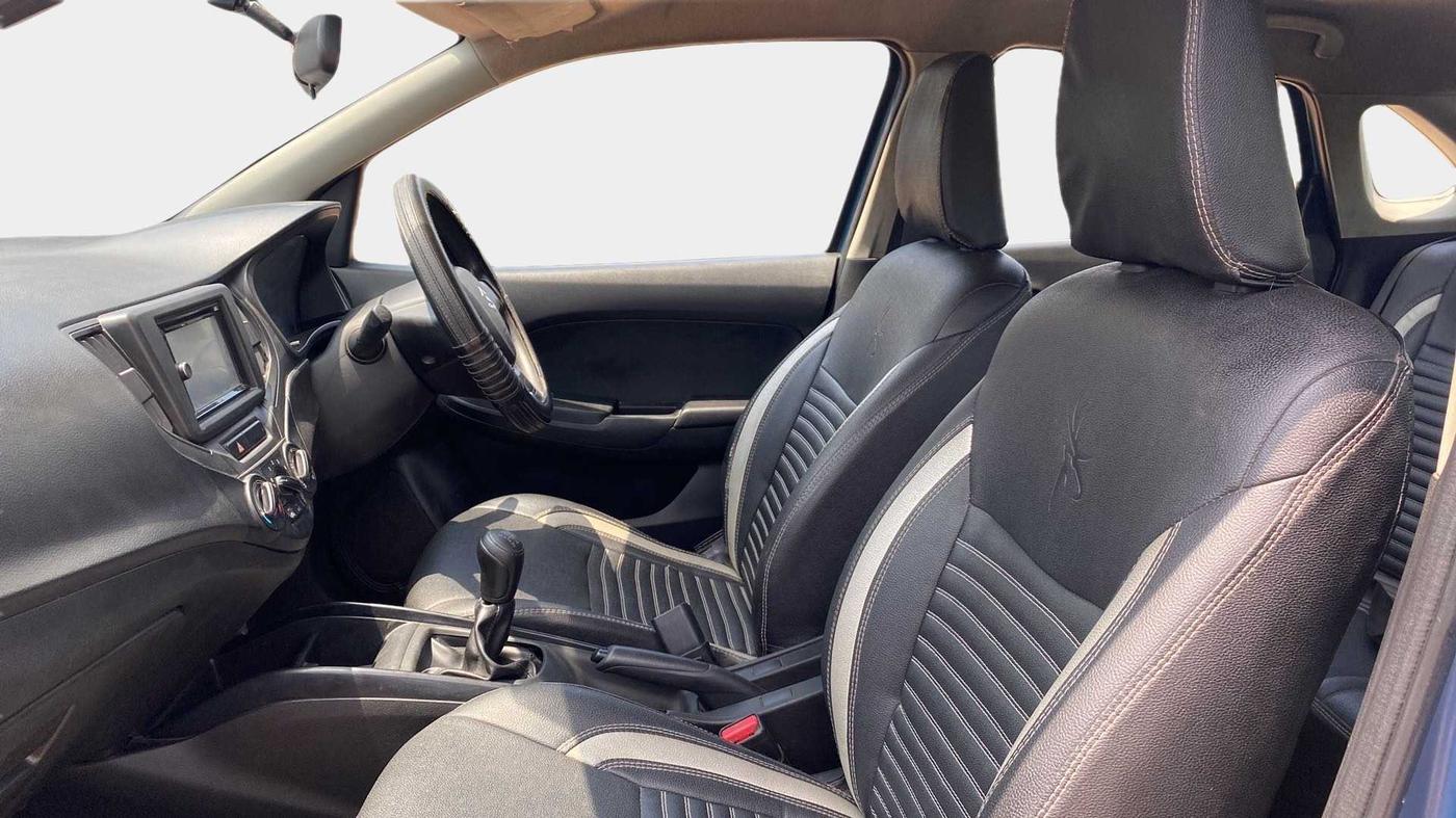2016 Maruti Baleno SIGMA PETROL 1.2, Petrol, Manual, 49,307 km, Right Side Front Door Cabin