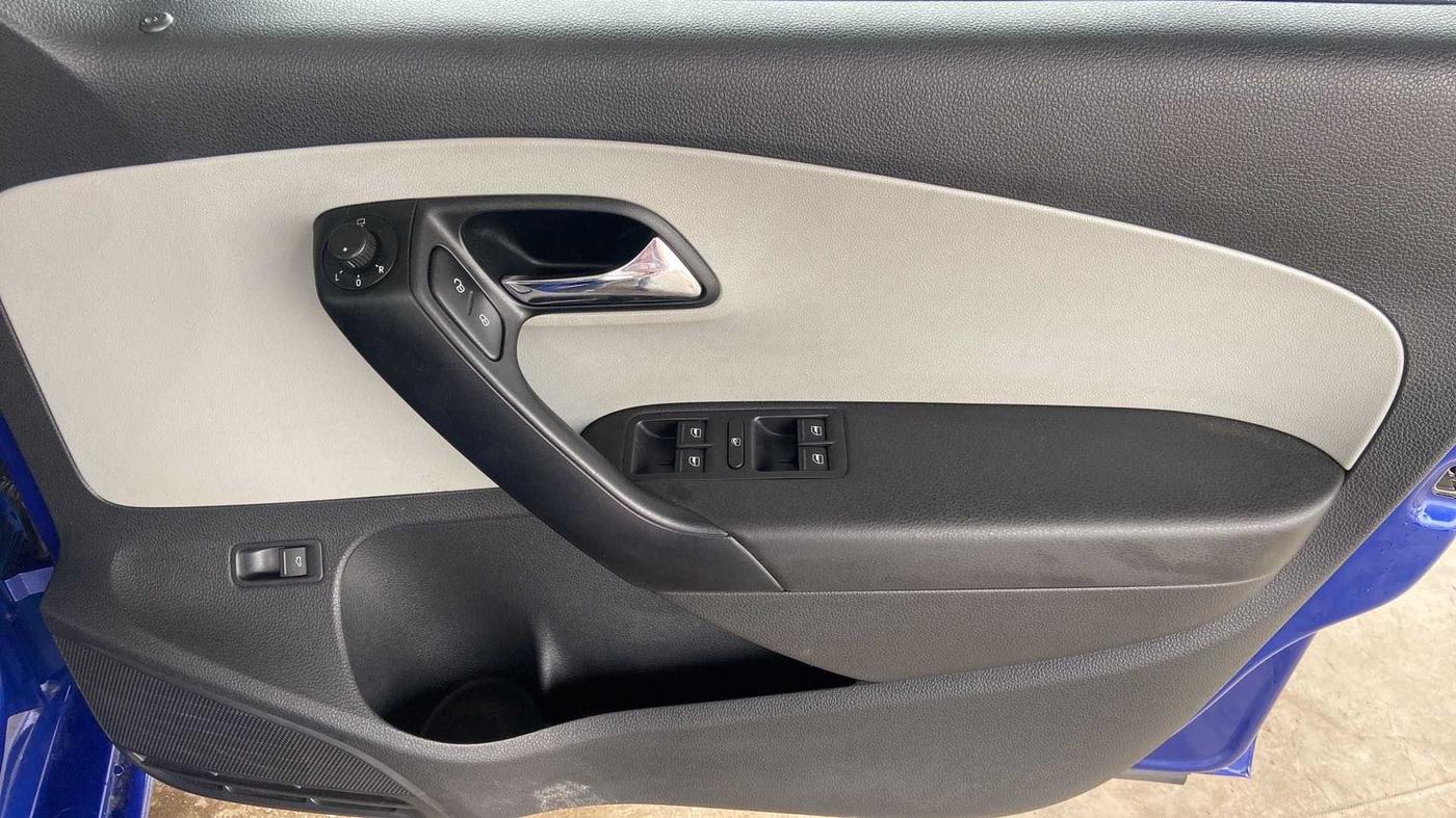 2020 Skoda Rapid AMBITION AT TSI, Petrol, Automatic, 37,603 km, Driver Side Door Panels Control