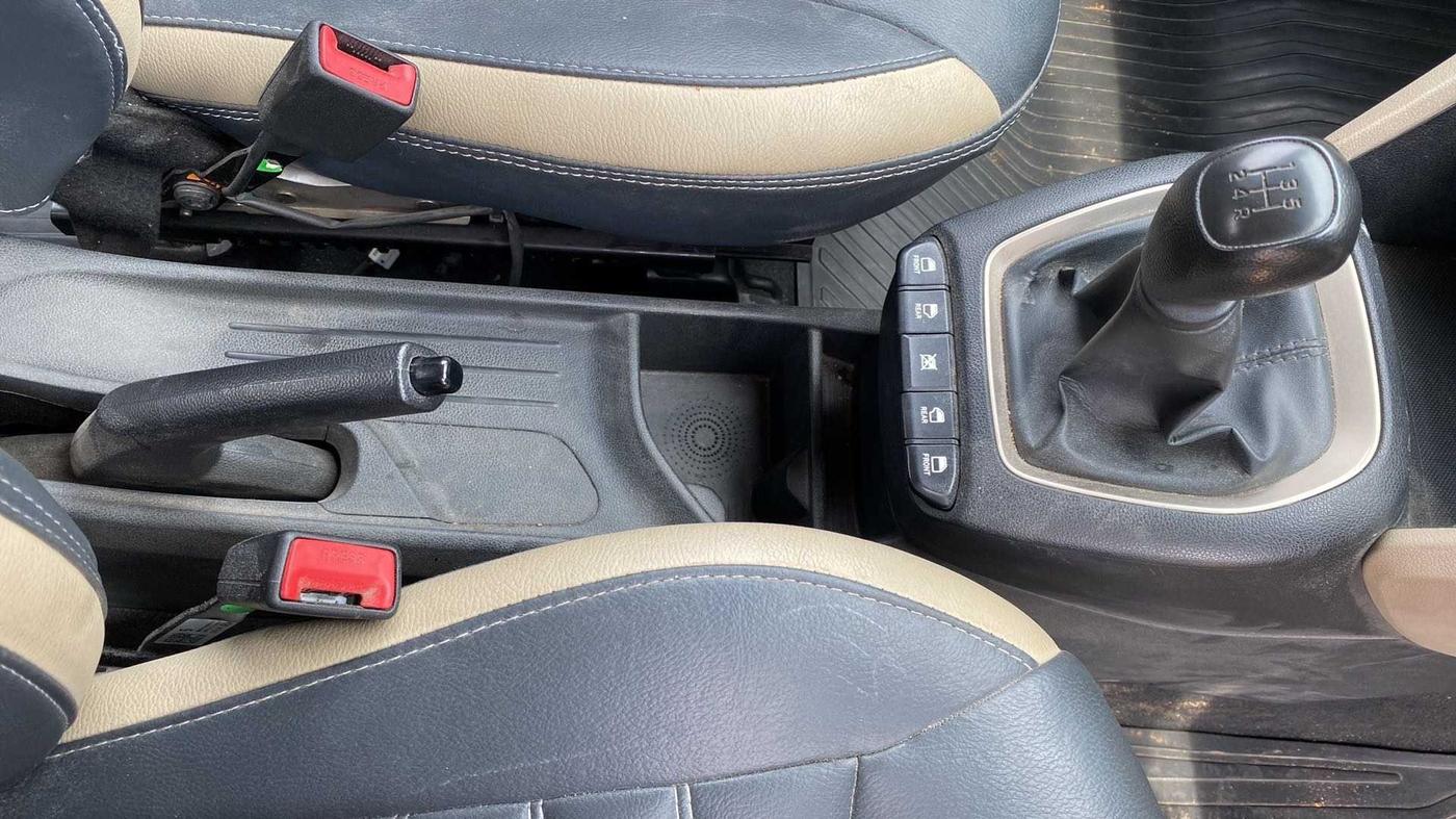 2020 Hyundai NEW SANTRO MAGNA, Petrol, Manual, 29,027 km, Gear Lever