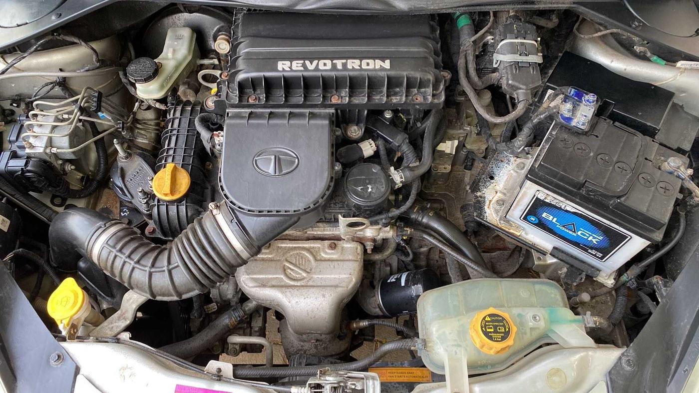 2018 Tata Tiago XZA PETROL, Petrol, Automatic, 60,237 km, Open Bonet