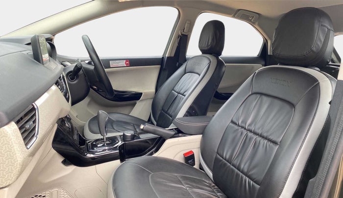 2022 Tata NEXON XZA PLUS (O) PETROL, Petrol, Automatic, 13,679 km, Right Side Front Door Cabin