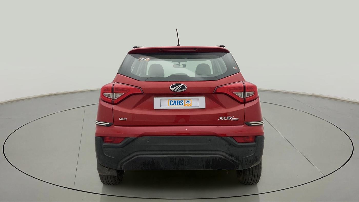 2019 Mahindra XUV300 W6 1.2 PETROL, Petrol, Manual, 38,833 km, Back/Rear