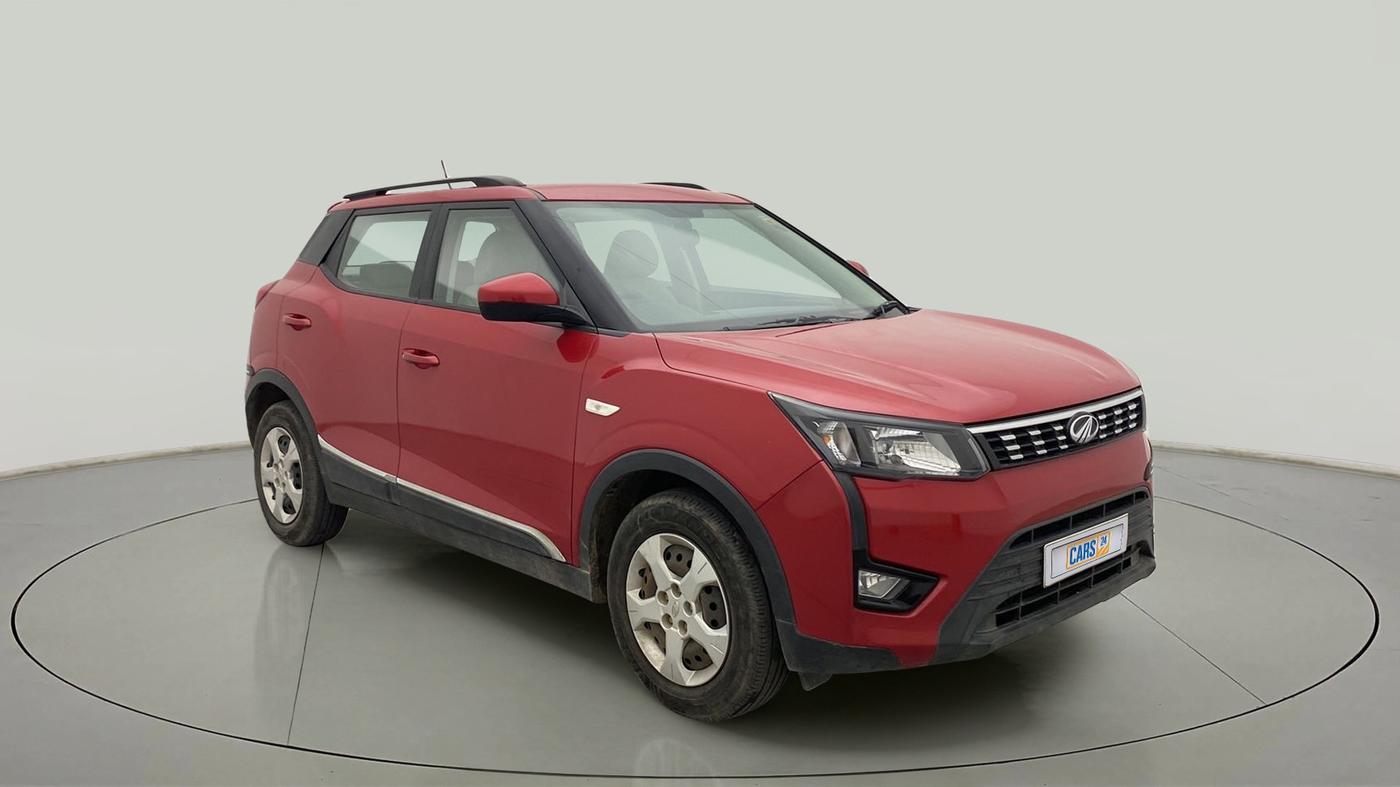 2019 Mahindra XUV300 W6 1.2 PETROL, Petrol, Manual, 38,833 km, SRP