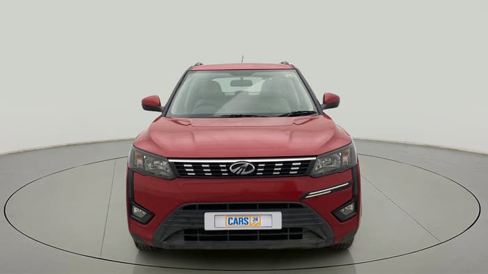 2019 Mahindra XUV300 W6 1.2 PETROL, Petrol, Manual, 38,833 km, Front