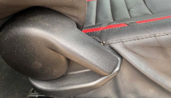 2016 Maruti Baleno DELTA PETROL 1.2, Petrol, Manual, 56,956 km, Driver Side Adjustment Panel