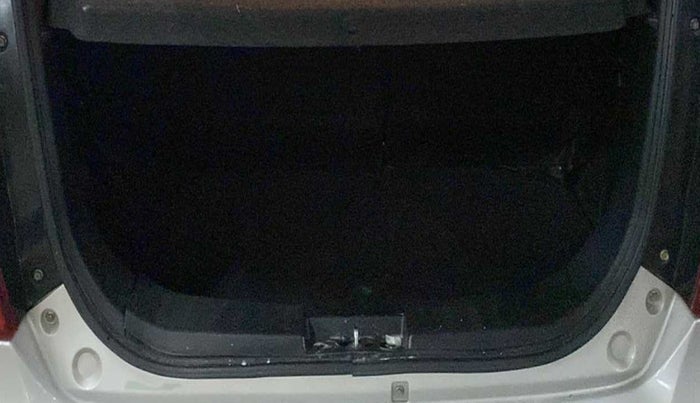 2014 Maruti Wagon R 1.0 VXI, Petrol, Manual, 43,998 km, Boot Inside