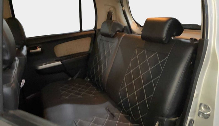 2014 Maruti Wagon R 1.0 VXI, Petrol, Manual, 43,998 km, Right Side Rear Door Cabin