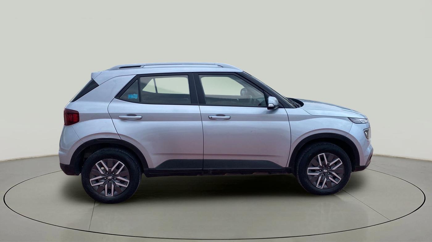 2021 Hyundai VENUE SX 1.0 TURBO, Petrol, Manual, 22,840 km, Right Side View