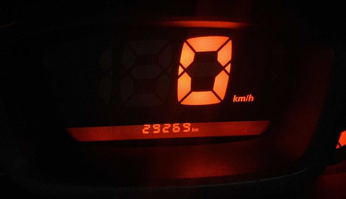 2016 Renault Kwid RXT 0.8 (O), Petrol, Manual, 29,245 km, Odometer Image