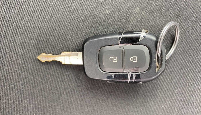 2019 Renault Kwid RXT 1.0 AMT, Petrol, Automatic, 11,581 km, Key Close Up