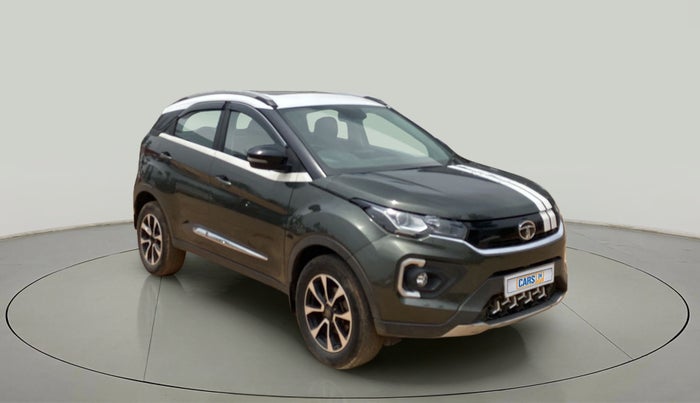 2020 Tata NEXON XZ PLUS SUNROOF PETROL DUAL TONE, Petrol, Manual, 45,490 km, Right Front Diagonal