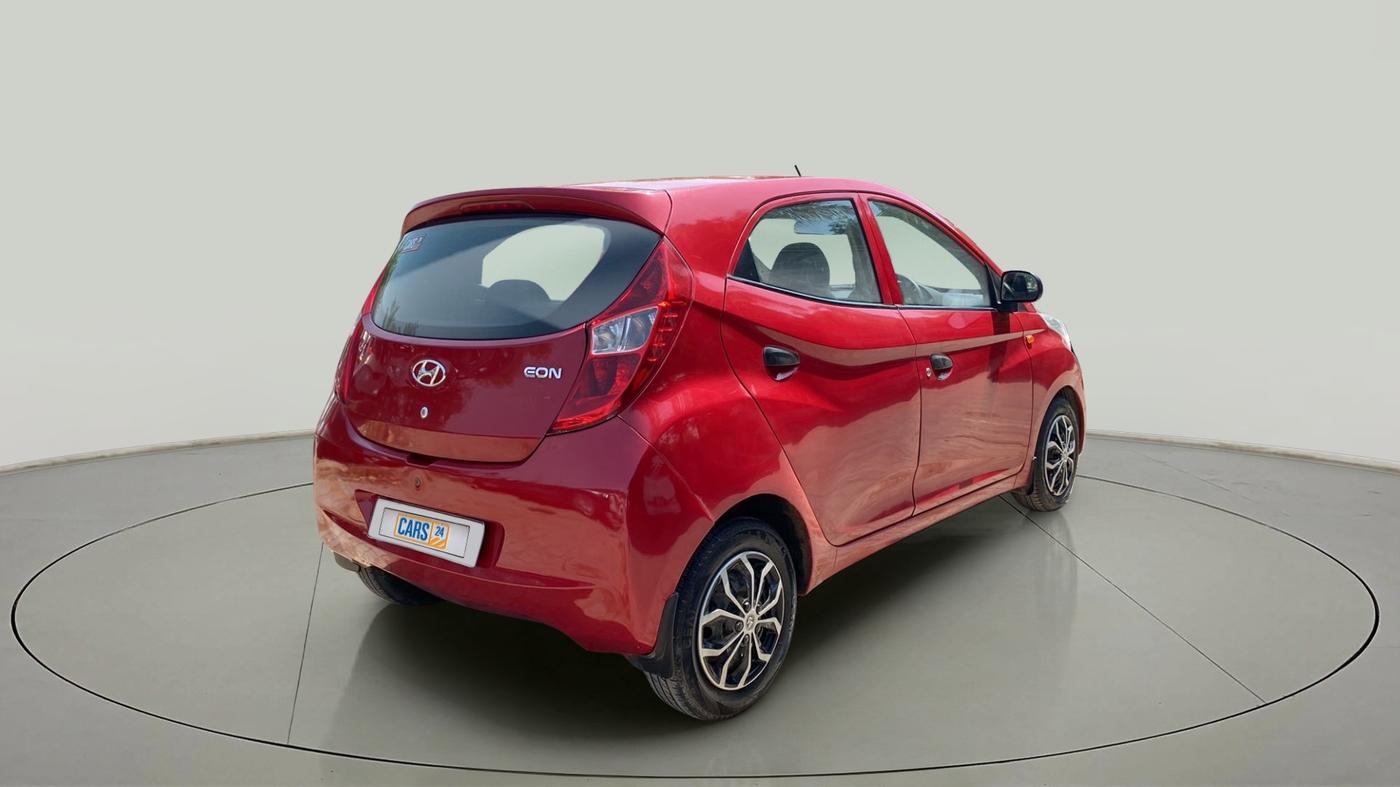 2016 Hyundai Eon MAGNA +, Petrol, Manual, 13,699 km, Right Back Diagonal