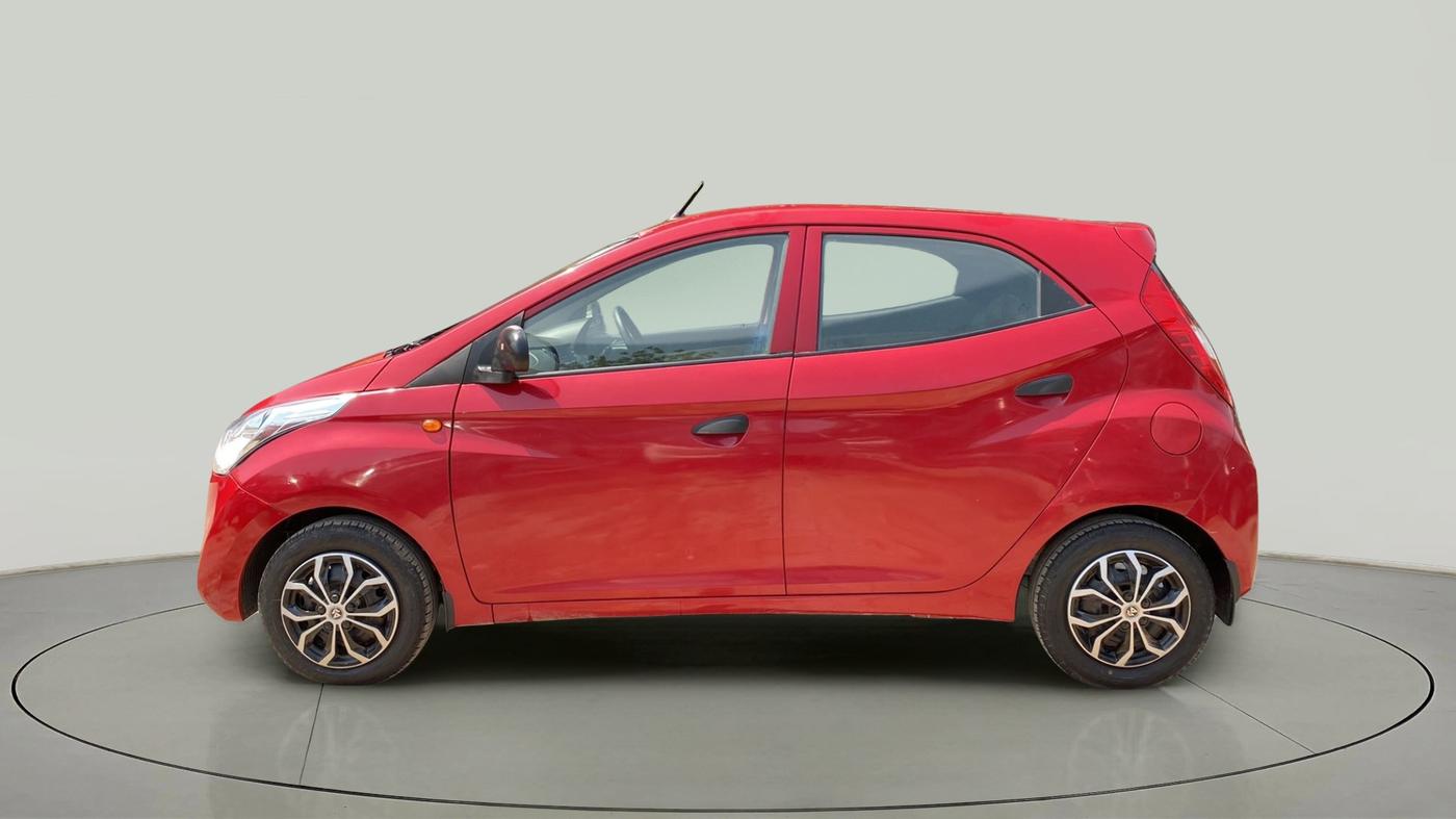 2016 Hyundai Eon MAGNA +, Petrol, Manual, 13,699 km, Left Side