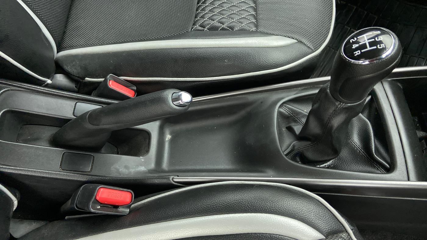 2020 Maruti Baleno DELTA PETROL 1.2, Petrol, Manual, 12,289 km, Gear Lever