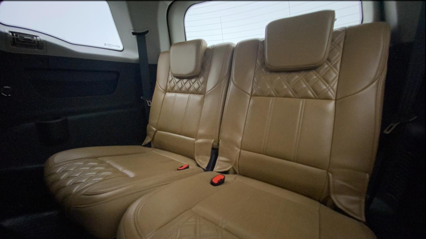 2020 Mahindra XUV500 W11 (O) AT, Diesel, Automatic, 81,907 km, Third Seat Row ( optional )