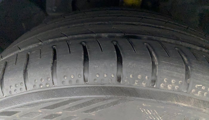 2018 Ford Ecosport TITANIUM + 1.5L PETROL AT, Petrol, Automatic, 57,224 km, Left Front Tyre Tread