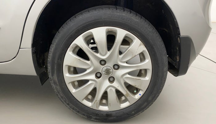 2016 Maruti Baleno ALPHA DIESEL 1.3, Diesel, Manual, 75,407 km, Left Rear Wheel