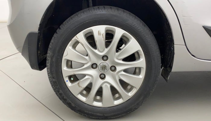 2016 Maruti Baleno ALPHA DIESEL 1.3, Diesel, Manual, 75,407 km, Right Rear Wheel