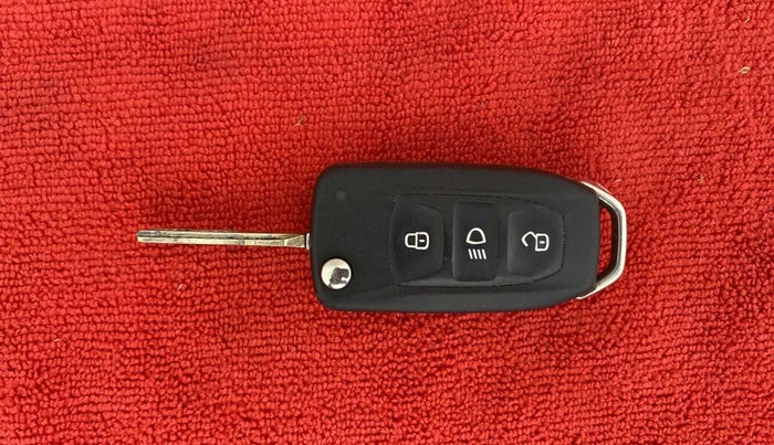 2021 Tata Tiago XT PETROL, Petrol, Manual, 52,679 km, Key Close Up