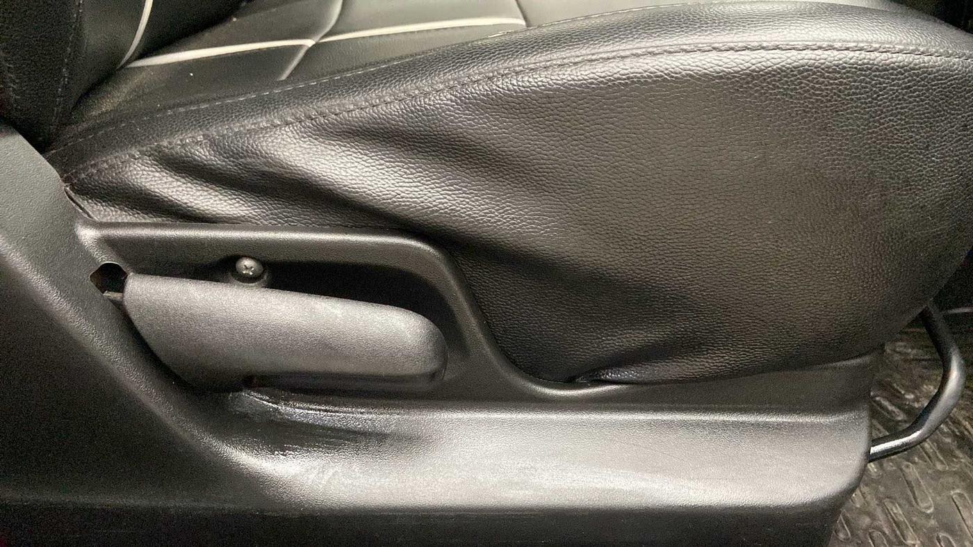 2017 Maruti Swift LXI (O), Petrol, Manual, 42,401 km, Driver Side Adjustment Panel