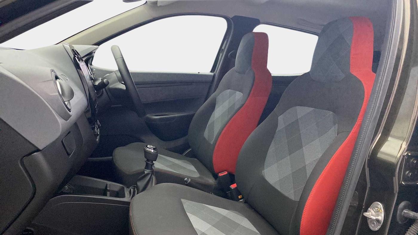 2021 Renault Kwid RXT 1.0 (O), Petrol, Manual, 8,608 km, Right Side Front Door Cabin