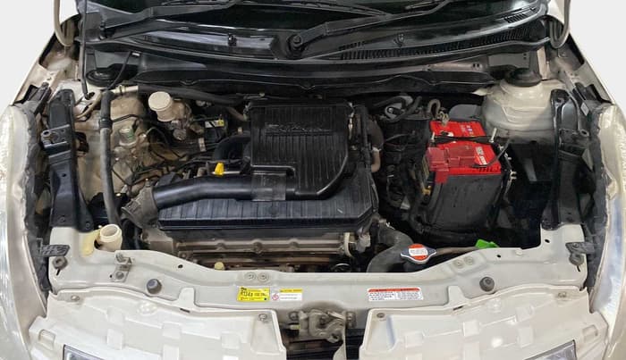 2014 Maruti Swift VXI, Petrol, Manual, 48,900 km, Open Bonet