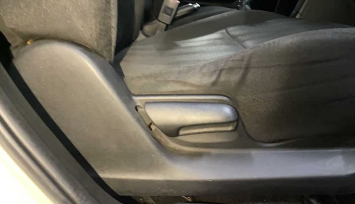 2014 Maruti Swift VXI, Petrol, Manual, 48,900 km, Driver Side Adjustment Panel