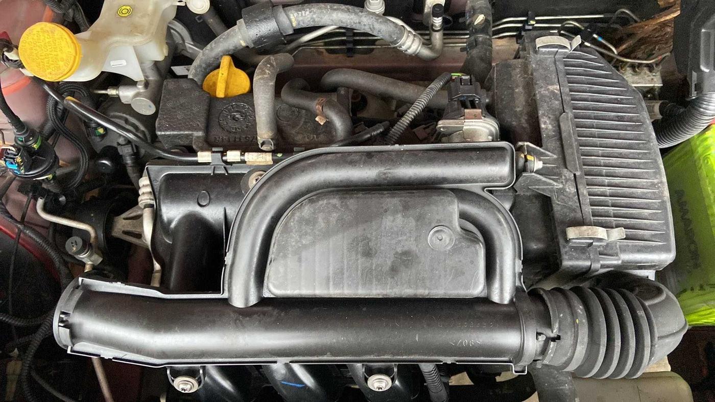 2019 Renault Kwid RXT 1.0 AMT (O), Petrol, Automatic, 16,684 km, Open Bonet