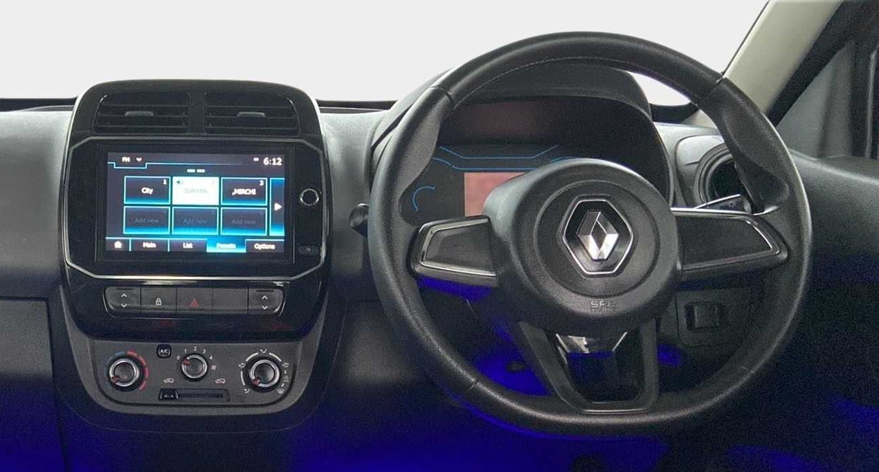 2019 Renault Kwid RXT 1.0 AMT (O), Petrol, Automatic, 16,684 km, Steering Wheel Close Up