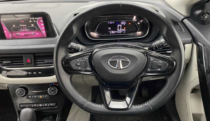 2022 Tata NEXON XZA PLUS SUNROOF DUAL TONE PETROL, Petrol, Automatic, 15,110 km, Steering Wheel Close Up