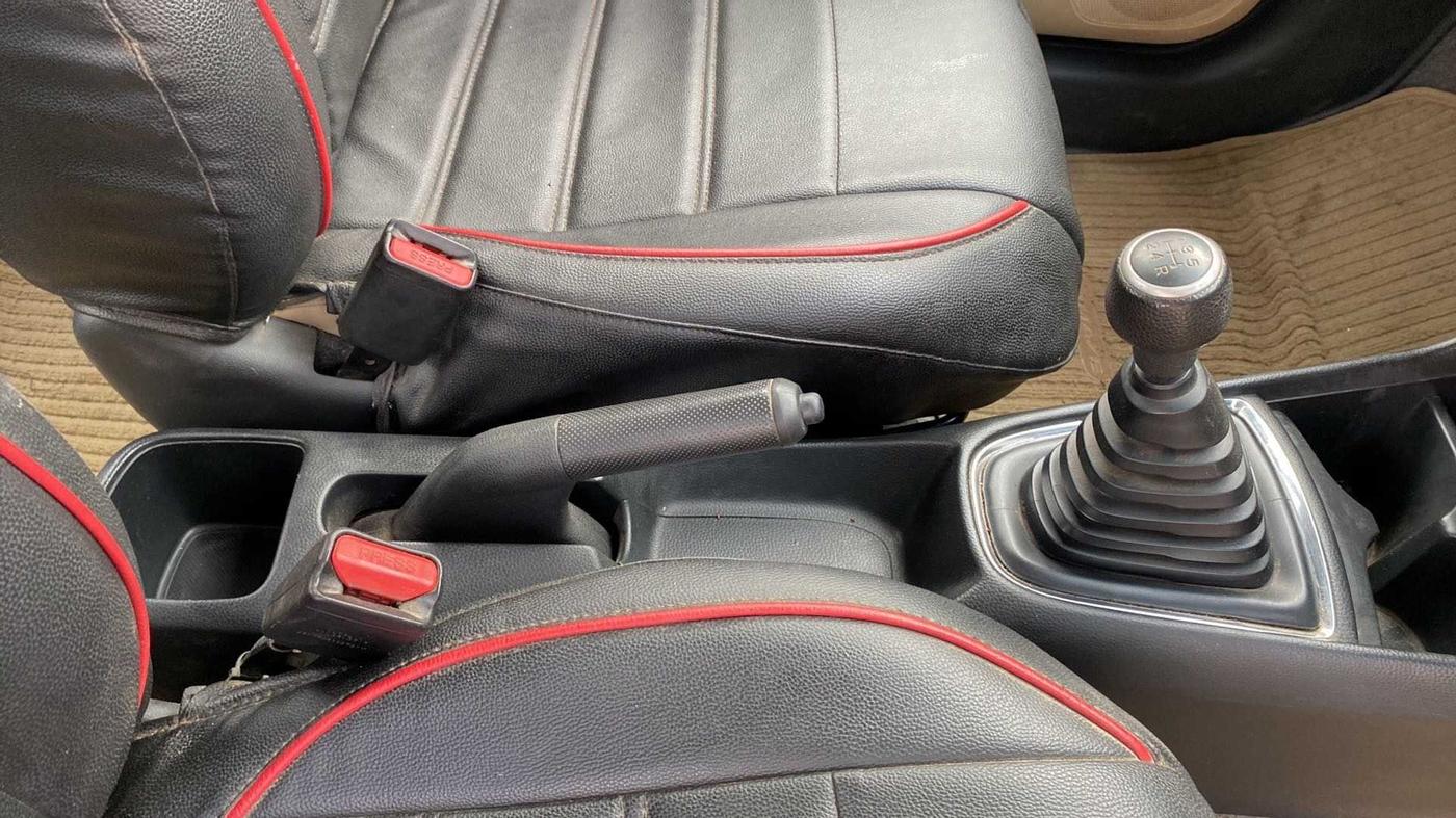 2019 Honda Amaze 1.2L I-VTEC V, Petrol, Manual, 32,255 km, Gear Lever