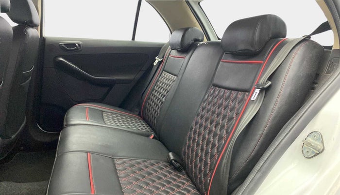 2015 Tata Bolt XM REVOTRON, Petrol, Manual, 40,652 km, Right Side Rear Door Cabin