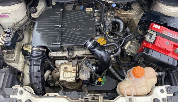 2015 Tata Bolt XM REVOTRON, Petrol, Manual, 40,652 km, Open Bonet