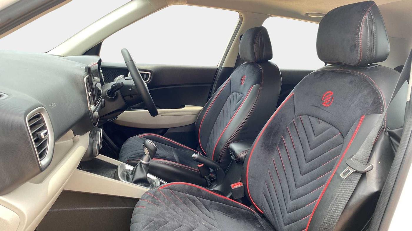 2022 Hyundai VENUE SX 1.0 (O) TURBO IMT, Petrol, Manual, 35,746 km, Right Side Front Door Cabin