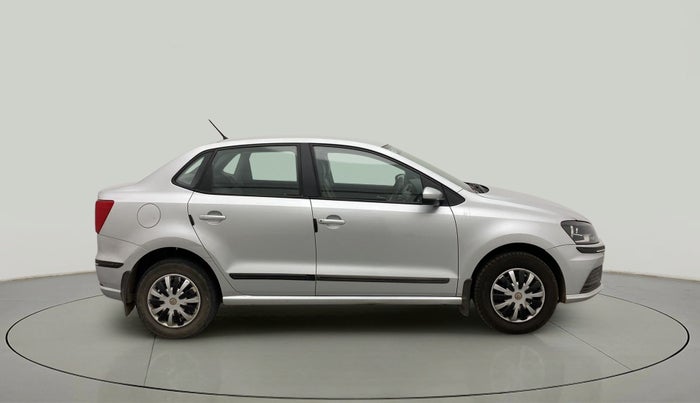 2018 Volkswagen Ameo TRENDLINE 1.0L, Petrol, Manual, 1,16,854 km, Right Side View