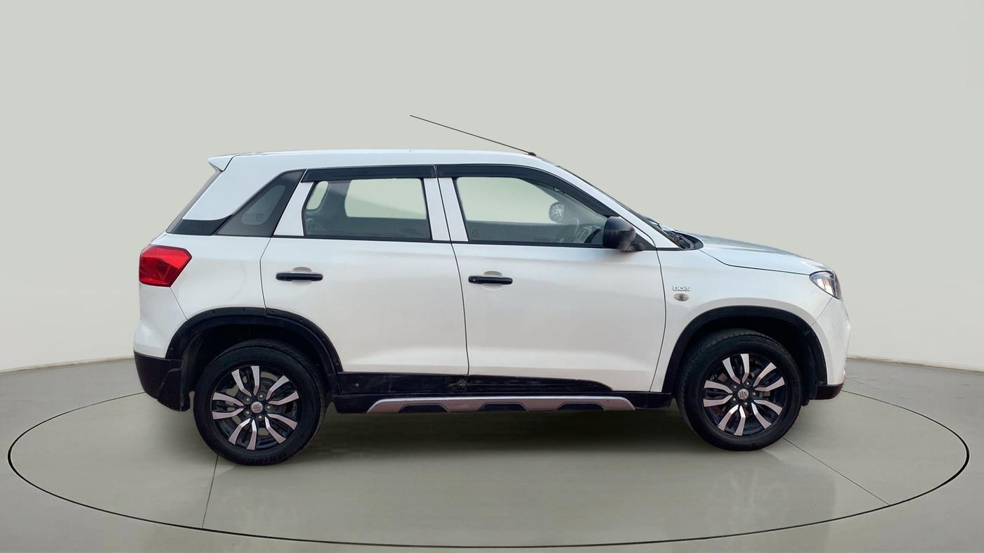 2018 Maruti Vitara Brezza LDI, Diesel, Manual, 87,259 km, Right Side View