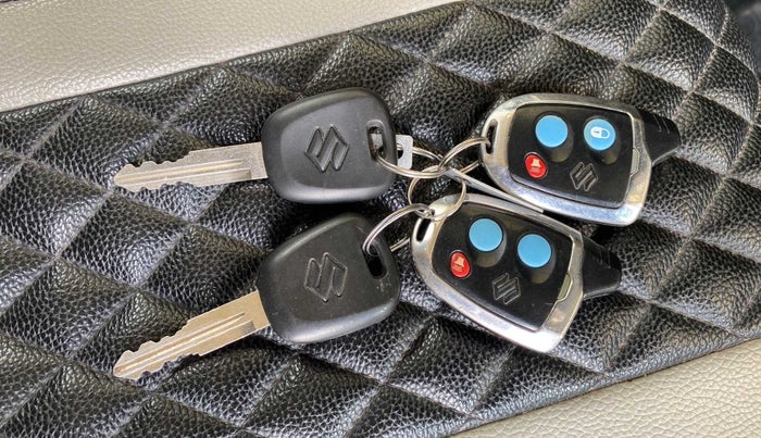 2018 Maruti Alto 800 LXI CNG, CNG, Manual, 27,491 km, Key Close Up