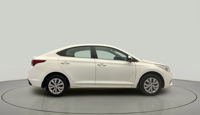 2018 Hyundai Verna 1.4 EX PETROL, Petrol, Manual, 26,029 km, Right Side View