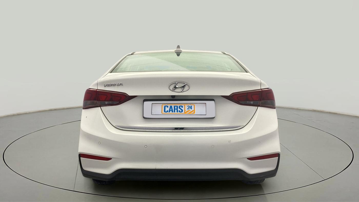 2018 Hyundai Verna 1.4 EX PETROL, Petrol, Manual, 26,029 km, Back/Rear