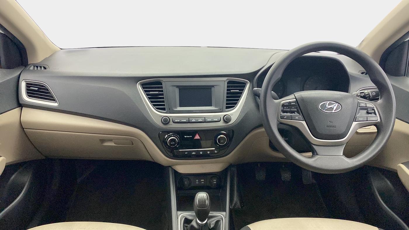 2018 Hyundai Verna 1.4 EX PETROL, Petrol, Manual, 26,029 km, Dashboard