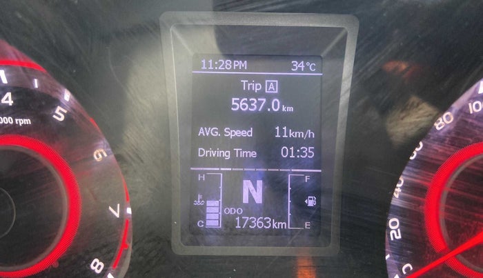2021 Mahindra XUV300 W8 (O) 1.2 PETROL, Petrol, Manual, 17,357 km, Odometer Image