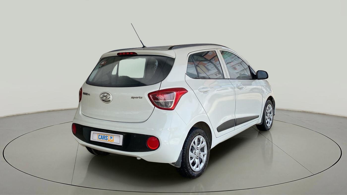 2018 Hyundai Grand i10 SPORTZ 1.2 KAPPA VTVT, Petrol, Manual, 61,847 km, Right Back Diagonal