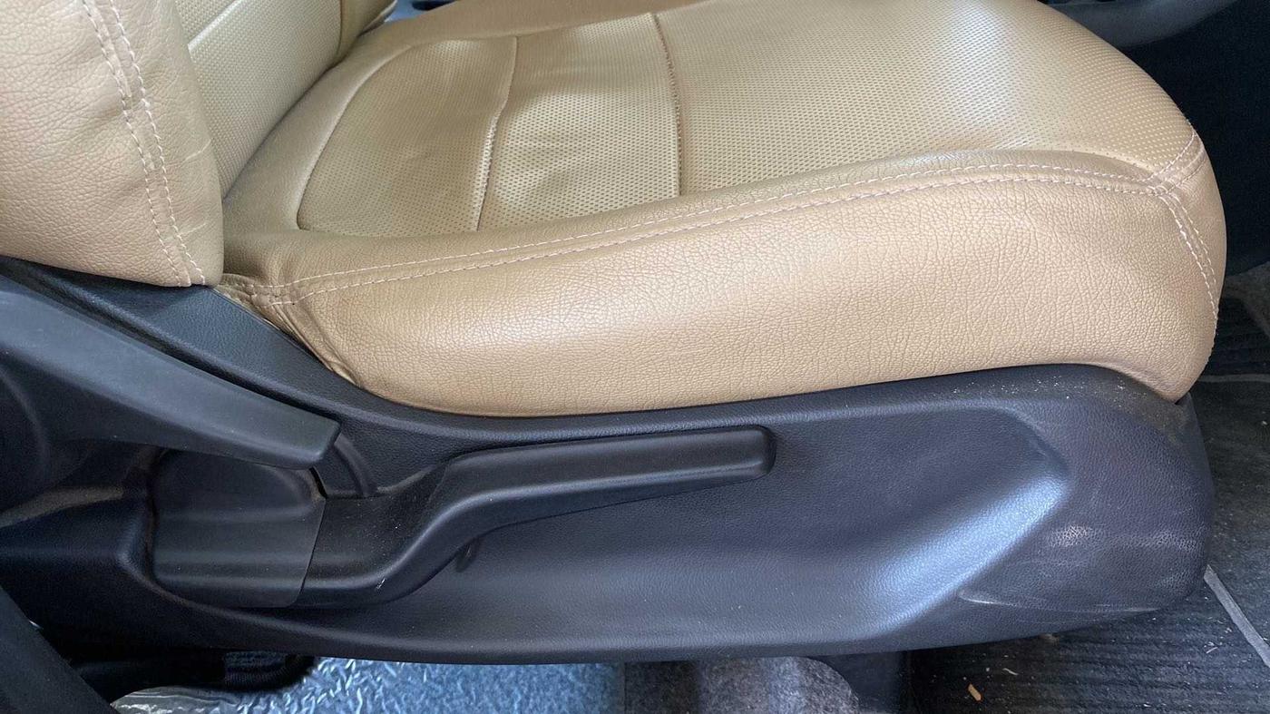 2019 Honda Amaze 1.2L I-VTEC S, Petrol, Manual, 48,876 km, Driver Side Adjustment Panel